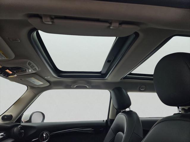 2021 MINI Hardtop Cooper