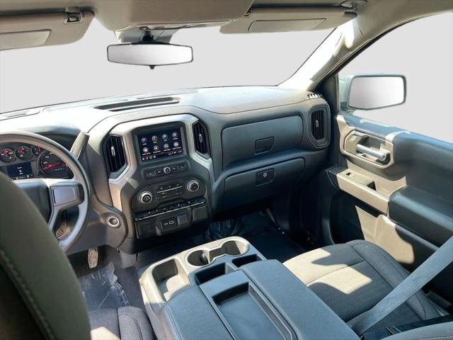 2024 Chevrolet Silverado 1500 4WD Crew Cab Short Bed Custom Trail Boss