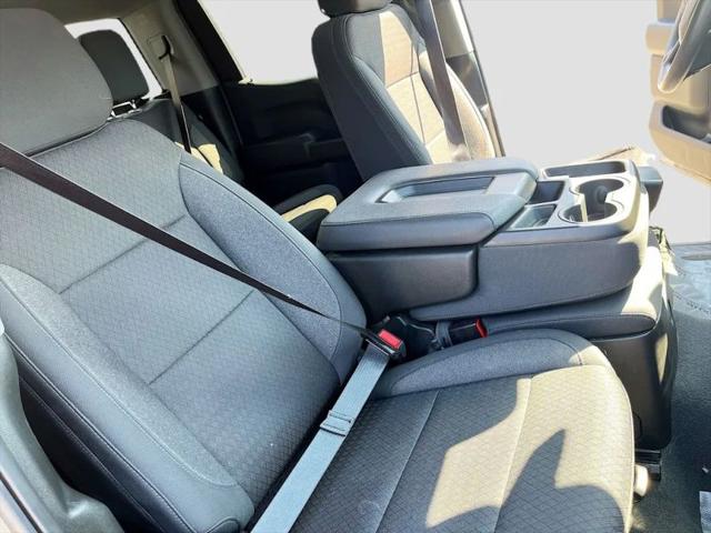 2024 Chevrolet Silverado 1500 4WD Crew Cab Short Bed Custom Trail Boss
