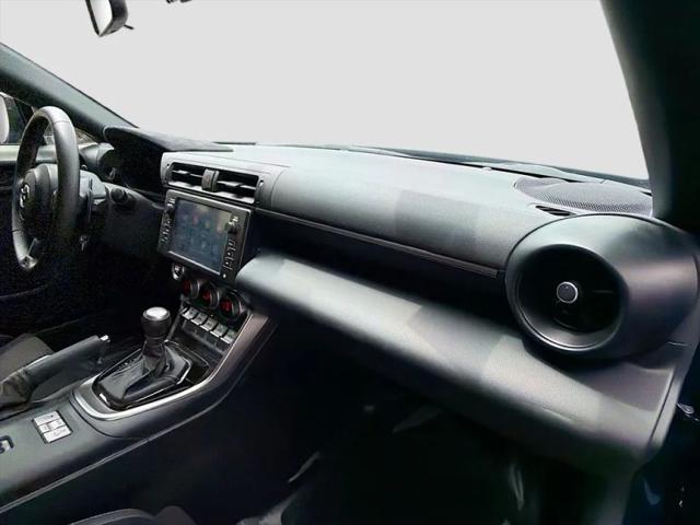 2025 Toyota GR86 Premium