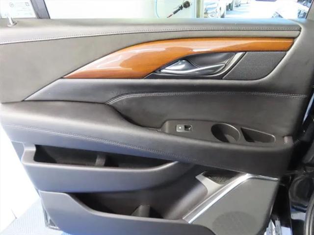 2020 Cadillac Escalade ESV 4WD Luxury