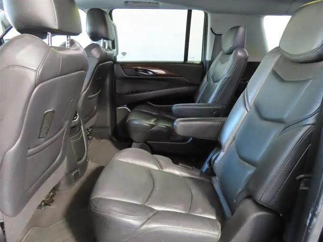 2020 Cadillac Escalade ESV 4WD Luxury