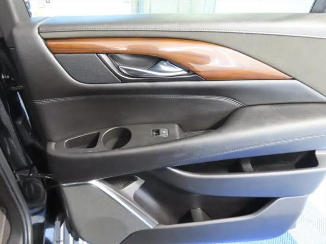 2020 Cadillac Escalade ESV 4WD Luxury