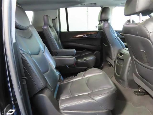 2020 Cadillac Escalade ESV 4WD Luxury
