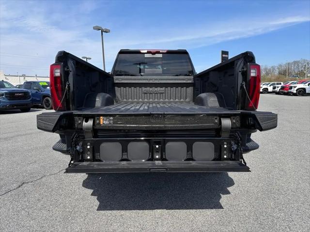 2026 GMC Sierra 3500HD Crew Cab, Long Bed, Denali Dual Rear Wheel, 4WD