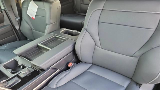 2026 Toyota Tundra SR5 CrewMax 5.5' Bed