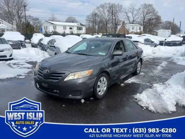 2010 Toyota Camry LE for sale in West Islip, NY