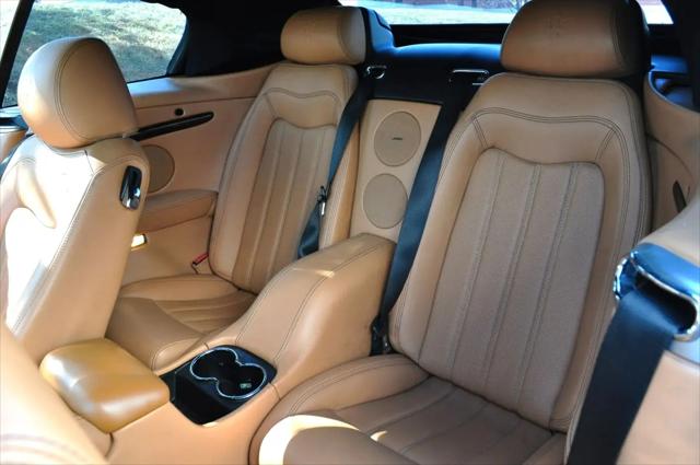 2011 Maserati GranTurismo Standard