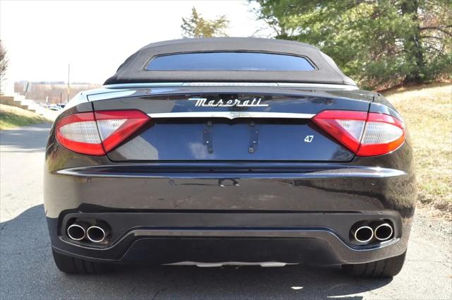 2011 Maserati GranTurismo Standard