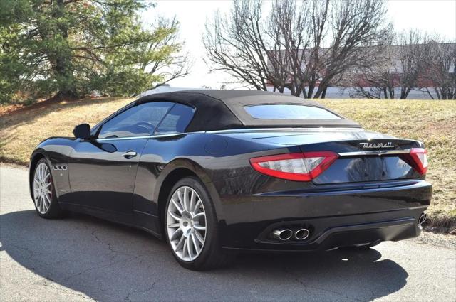 2011 Maserati GranTurismo Standard
