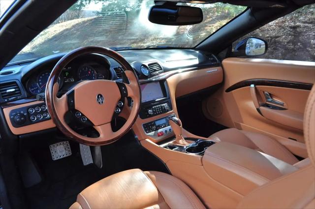 2011 Maserati GranTurismo Standard