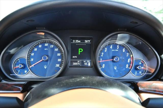 2011 Maserati GranTurismo Standard