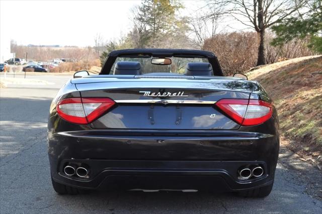 2011 Maserati GranTurismo Standard