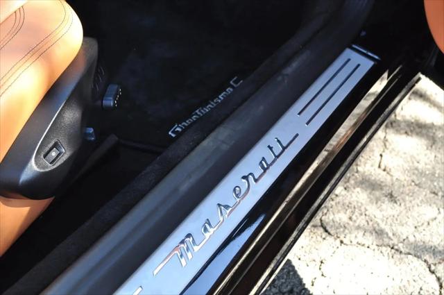 2011 Maserati GranTurismo Standard