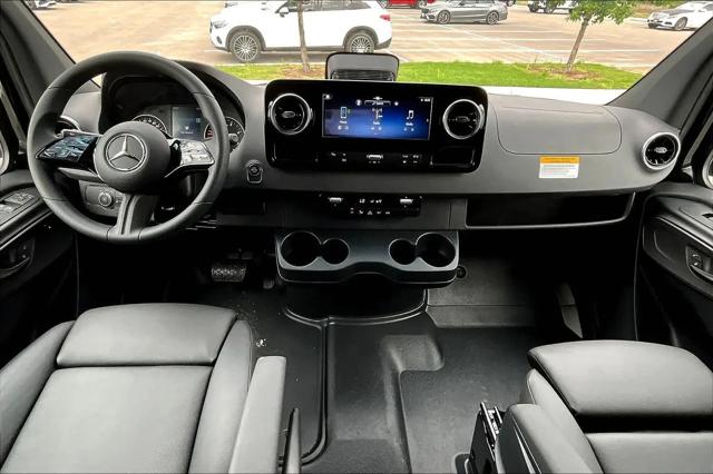 2026 Mercedes-Benz Sprinter 2500 Standard Roof 4-Cyl Diesel