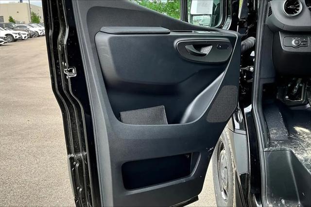 2026 Mercedes-Benz Sprinter 2500 Standard Roof 4-Cyl Diesel