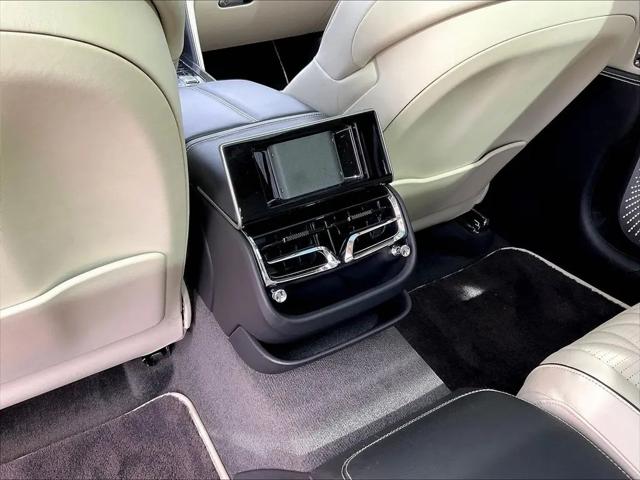 2022 Bentley Flying Spur V8