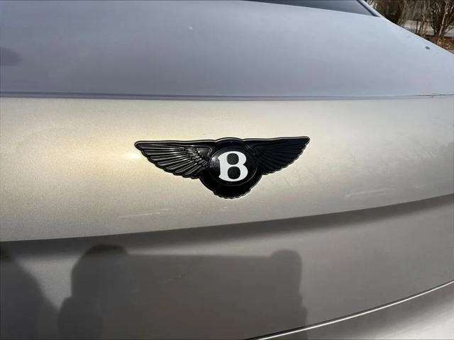 2022 Bentley Flying Spur V8