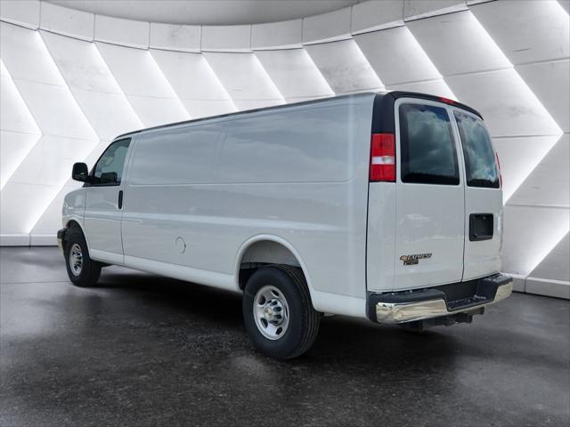 2026 Chevrolet Express Cargo Van 3500 Extended Wheelbase, WT, RWD