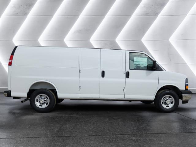 2026 Chevrolet Express Cargo Van 3500 Extended Wheelbase, WT, RWD