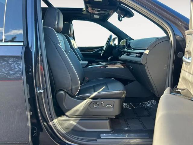 2024 Cadillac Escalade 4WD Premium Luxury