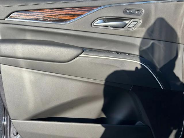 2024 Cadillac Escalade 4WD Premium Luxury