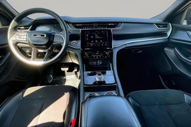 2024 Jeep Grand Cherokee L Altitude 4x4
