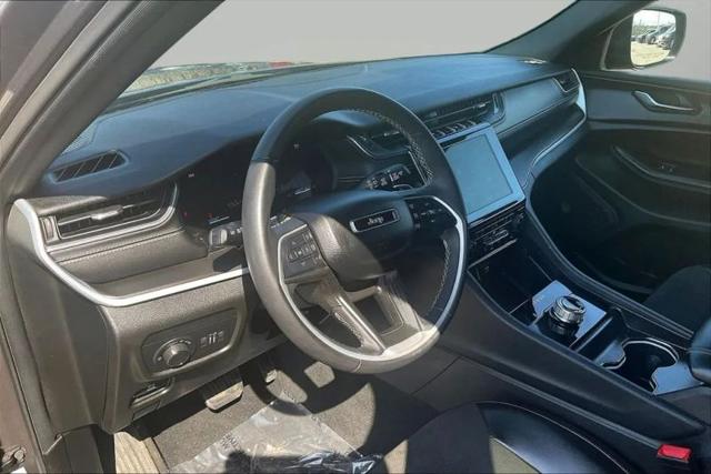 2024 Jeep Grand Cherokee L Altitude 4x4