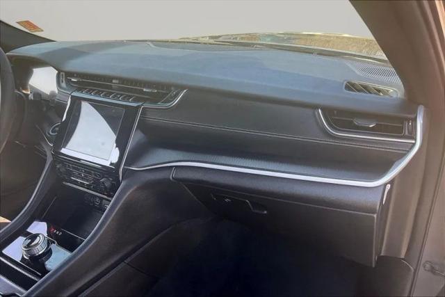 2024 Jeep Grand Cherokee L Altitude 4x4