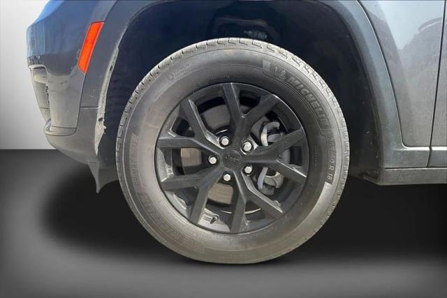 2024 Jeep Grand Cherokee L Altitude 4x4