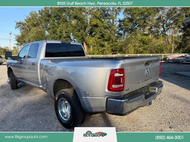 2024 Ram 3500 Tradesman Crew Cab 4x4 8' Box