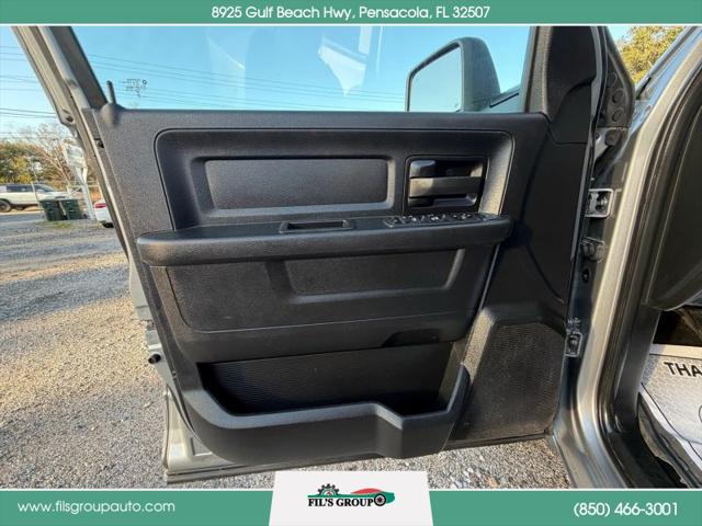 2024 Ram 3500 Tradesman Crew Cab 4x4 8' Box