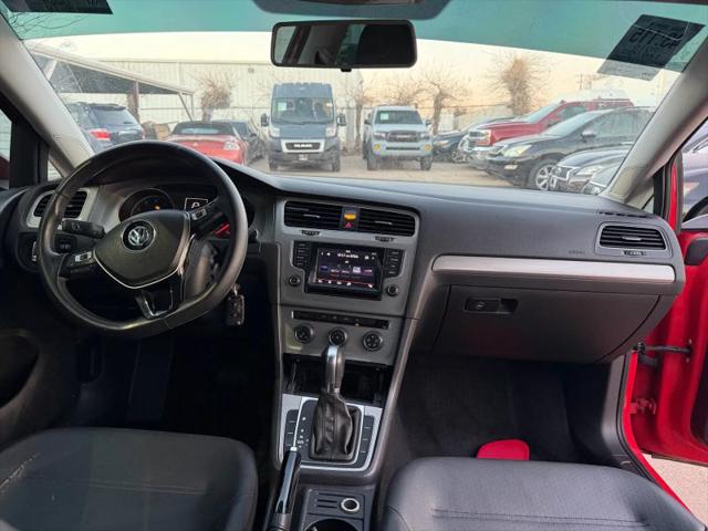 2015 Volkswagen Golf TSI S 4-Door