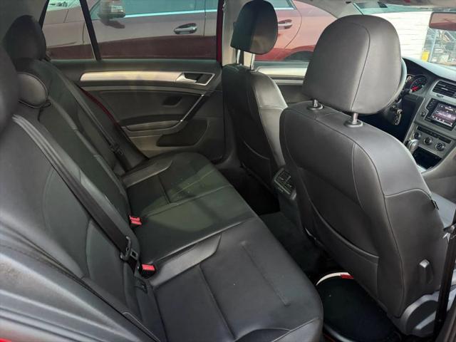 2015 Volkswagen Golf TSI S 4-Door