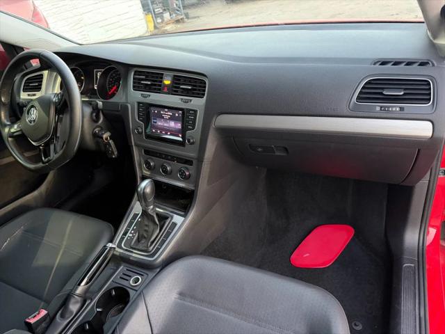2015 Volkswagen Golf TSI S 4-Door