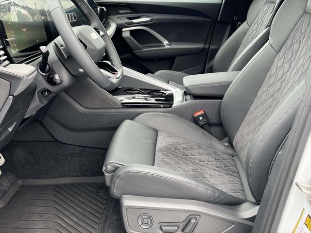 2025 Audi SQ5 Premium Plus TFSI quattro S tronic