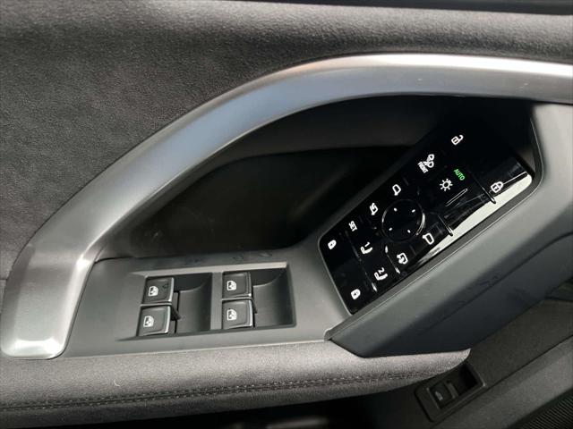 2025 Audi SQ5 Premium Plus TFSI quattro S tronic