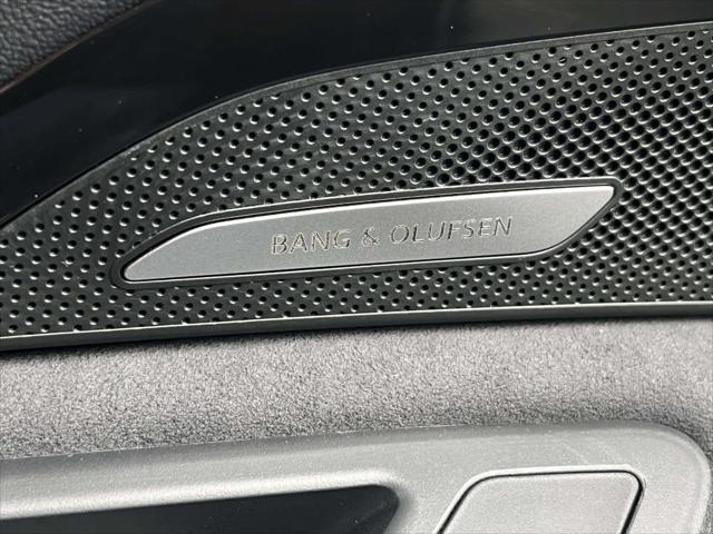 2025 Audi SQ5 Premium Plus TFSI quattro S tronic