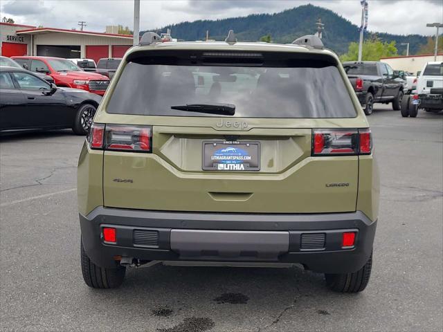 2026 Jeep Cherokee Laredo 4x4