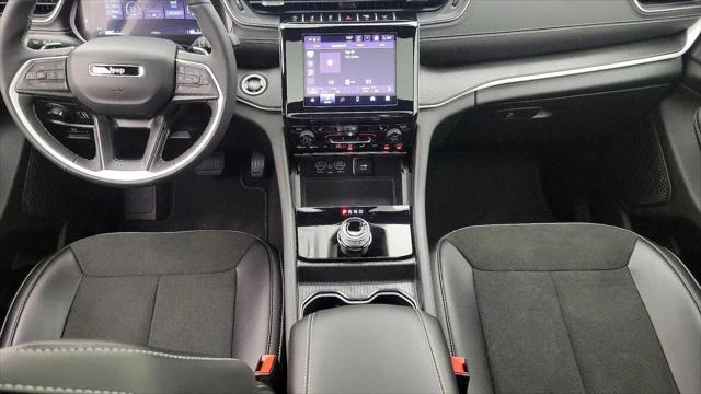 2025 Jeep Grand Cherokee L Altitude X 4x2