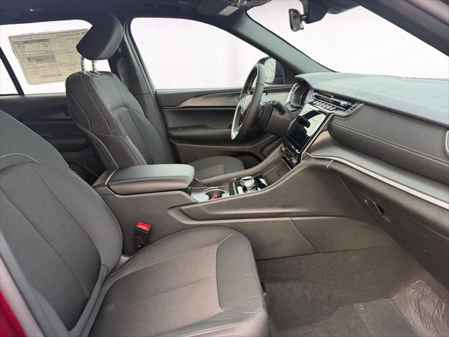 2026 Jeep Grand Cherokee Altitude 4x4