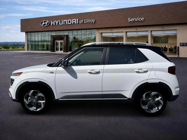 2026 Hyundai Venue SEL w/Two-Tone Roof