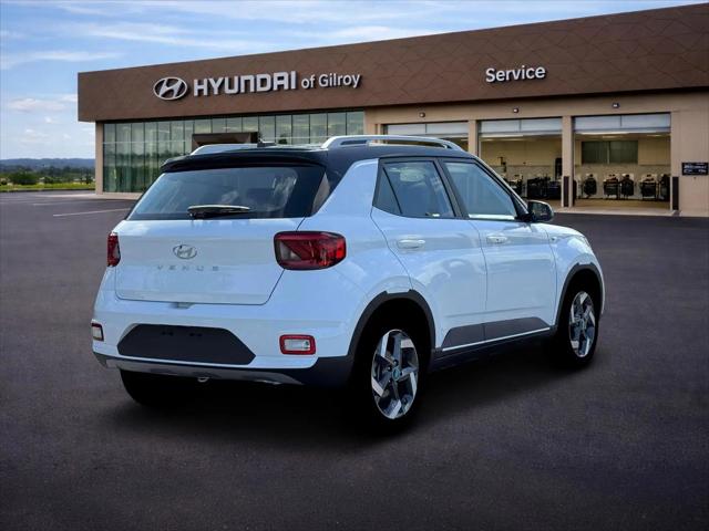 2026 Hyundai Venue SEL w/Two-Tone Roof