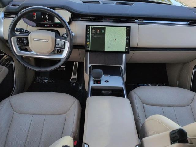 2024 Land Rover Range Rover P530 SE