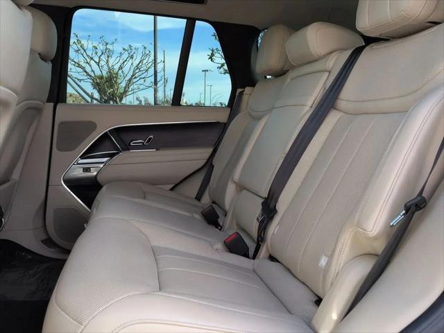2024 Land Rover Range Rover P530 SE