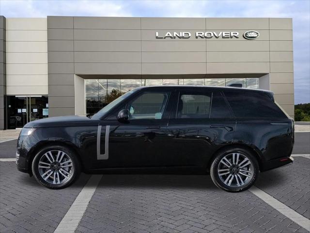 2024 Land Rover Range Rover P530 SE