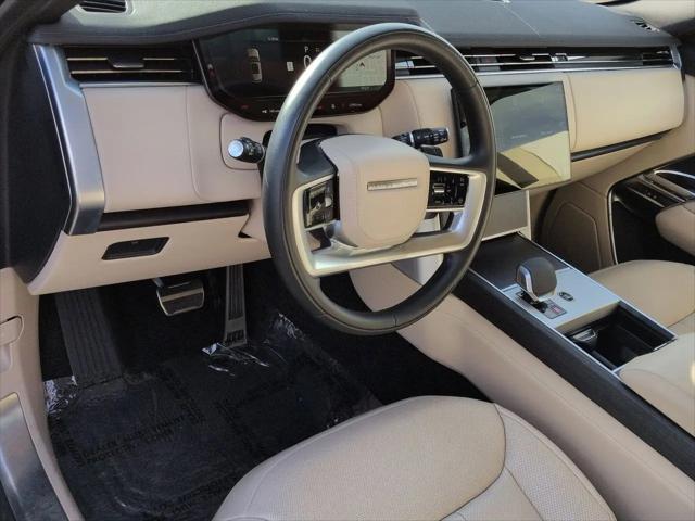 2024 Land Rover Range Rover P530 SE
