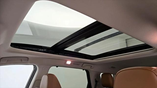 2024 Nissan Pathfinder Platinum FWD
