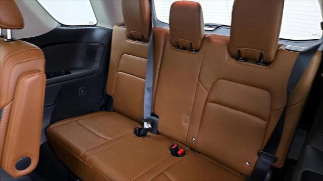 2024 Nissan Pathfinder Platinum FWD