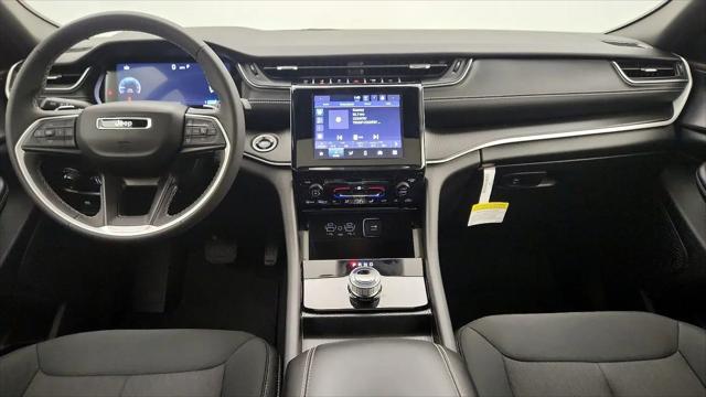 2024 Jeep Grand Cherokee Laredo X 4x2